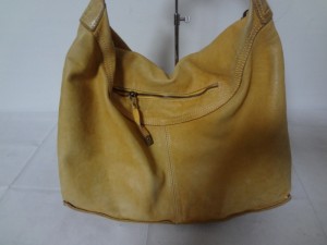 【博多店】　黄色いバッグの染直し修理（ステッチ残し加工）