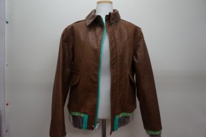 【博多店】Ａ－２ジャケットを、カラーチェンジ。カビ　汗汚れも革専用の特殊クリーニングにおまかせ！！