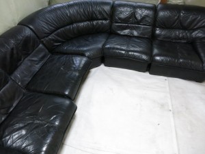 革のソファー修理できます！張替えなくても修理できるんです。革研究所　広島店