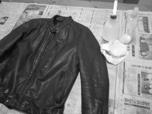 革ジャケット・ジャンパー・コートのクリーニングは、革研究所　広島店へ！