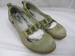 【EL NATURA LISTA】色褪せた靴も染料と顔料を駆使して色直し！復元修理