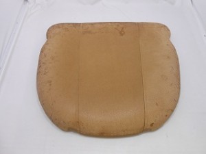 ヌメ革チェア座面+背もたれ部(ナチュラル)染め直し補修施工