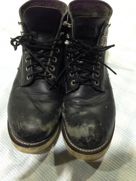 【RED WING】レッドウィング　ブーツのつま先　かかと　剥がれ　傷補修　大阪でブーツの修理はぜひ当店で！
