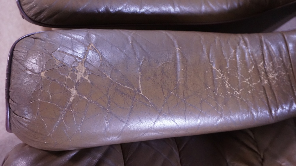 イメージカタログ ユニーク 合成 皮革 ひび割れ