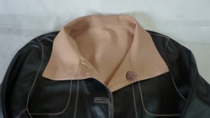 【ラムジャケット】レディース　襟と袖口の黒ずみ　革当て補修☆